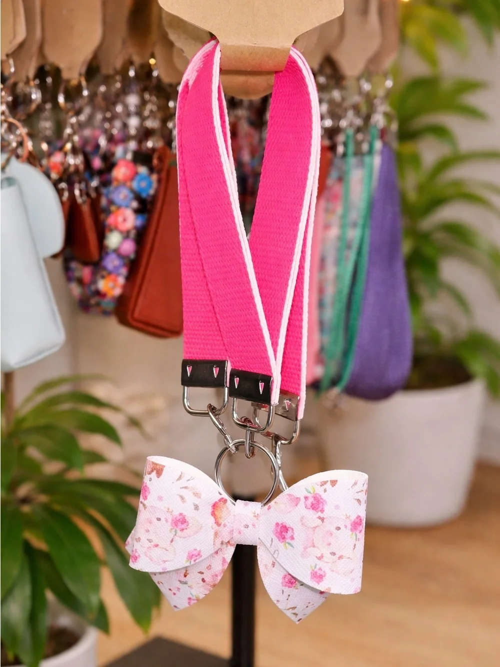 Faux leather Pink Floral Bow key wristlet with bow - Picture 1 of 1